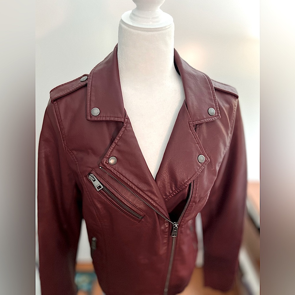 Levi’s Faux Leather Moto Jacket size M